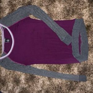 Rue 21 long sleeve t shirt